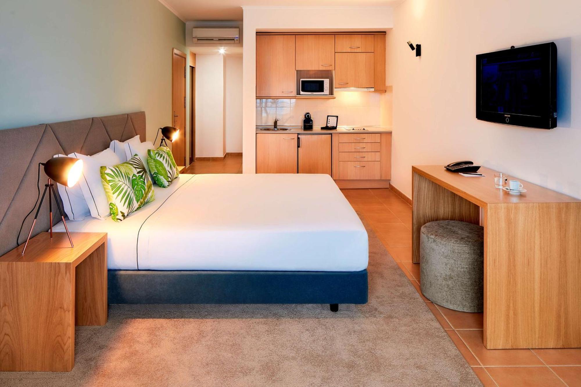 Hotel Nh Marina